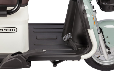 Электротрицикл Rutrike Gelbert Beta 48V/60V 800Вт серо-белый Электротрицикл Rutrike Gelbert Beta 48V/60V 800Вт серо-белый
