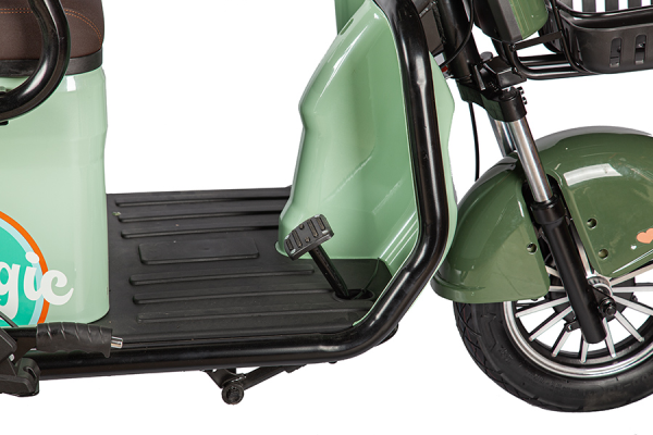 Электротрицикл Rutrike Gelbert Kang 48V/60V 800Вт Электротрицикл Rutrike Gelbert Kang 48V/60V 800Вт